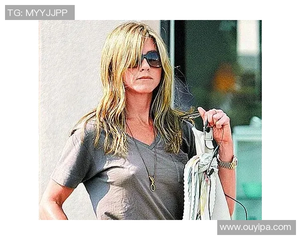 足球球星因激凸问题被广泛关注,揭秘运动员私生活与身体状况的关系 足球球星因激凸问题被广泛关注,揭秘运动员私生活与身体状况的关系